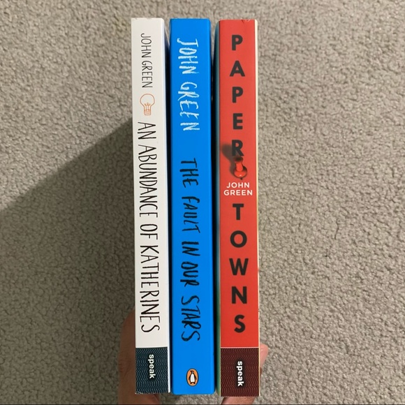 John Green 3-Book Bundle 📚 - Picture 3 of 6